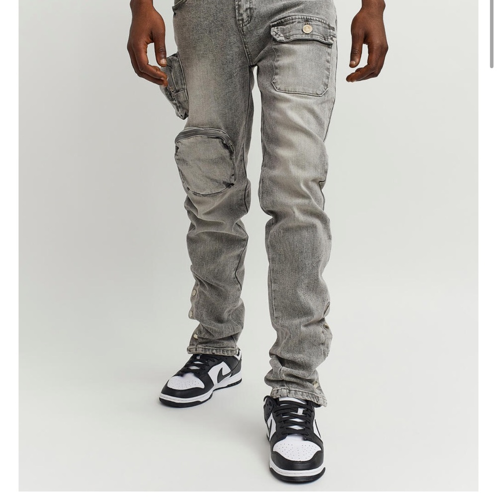 Reason Light Gray Denim Pocket Style Mens Jeans